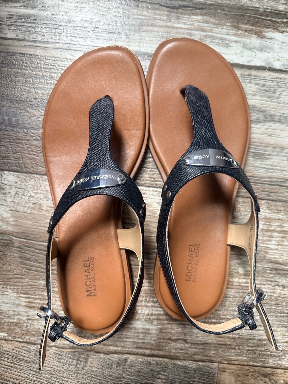 Michael Kors Black T Strap Thong Sandals Women’s Low Heel Ankle Strap Shoes